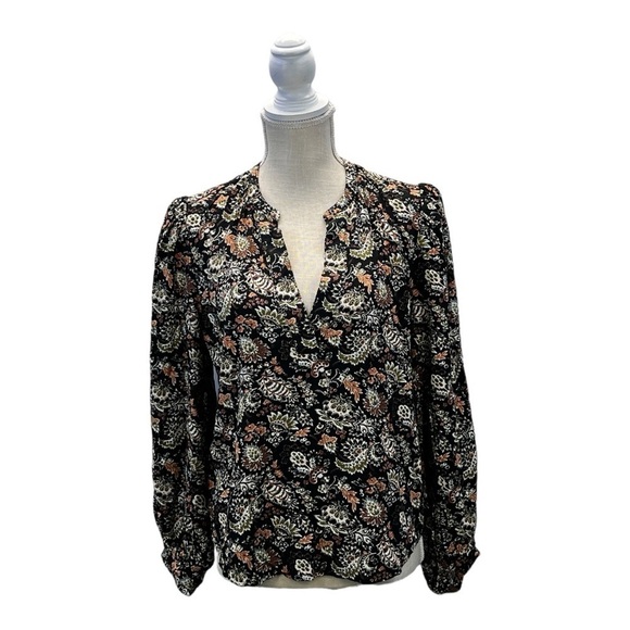 Treasures & Bond Blouse Womens Small Black Floral Meadow Pop Over V Neck New - Picture 2 of 10